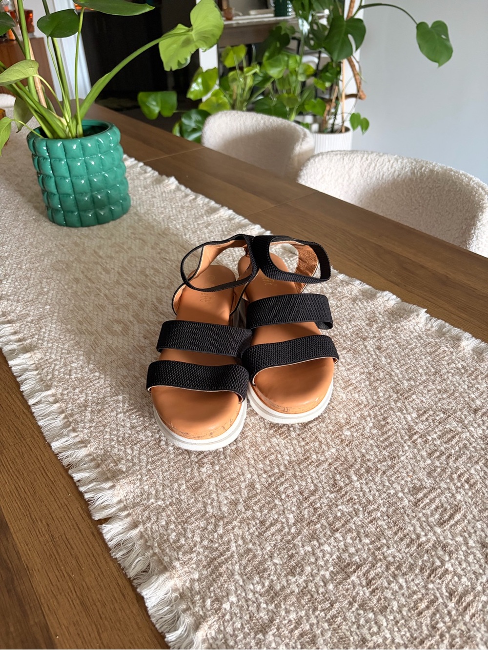 Athletic Black Strappy Platform Sandals - Picture 4 of 5